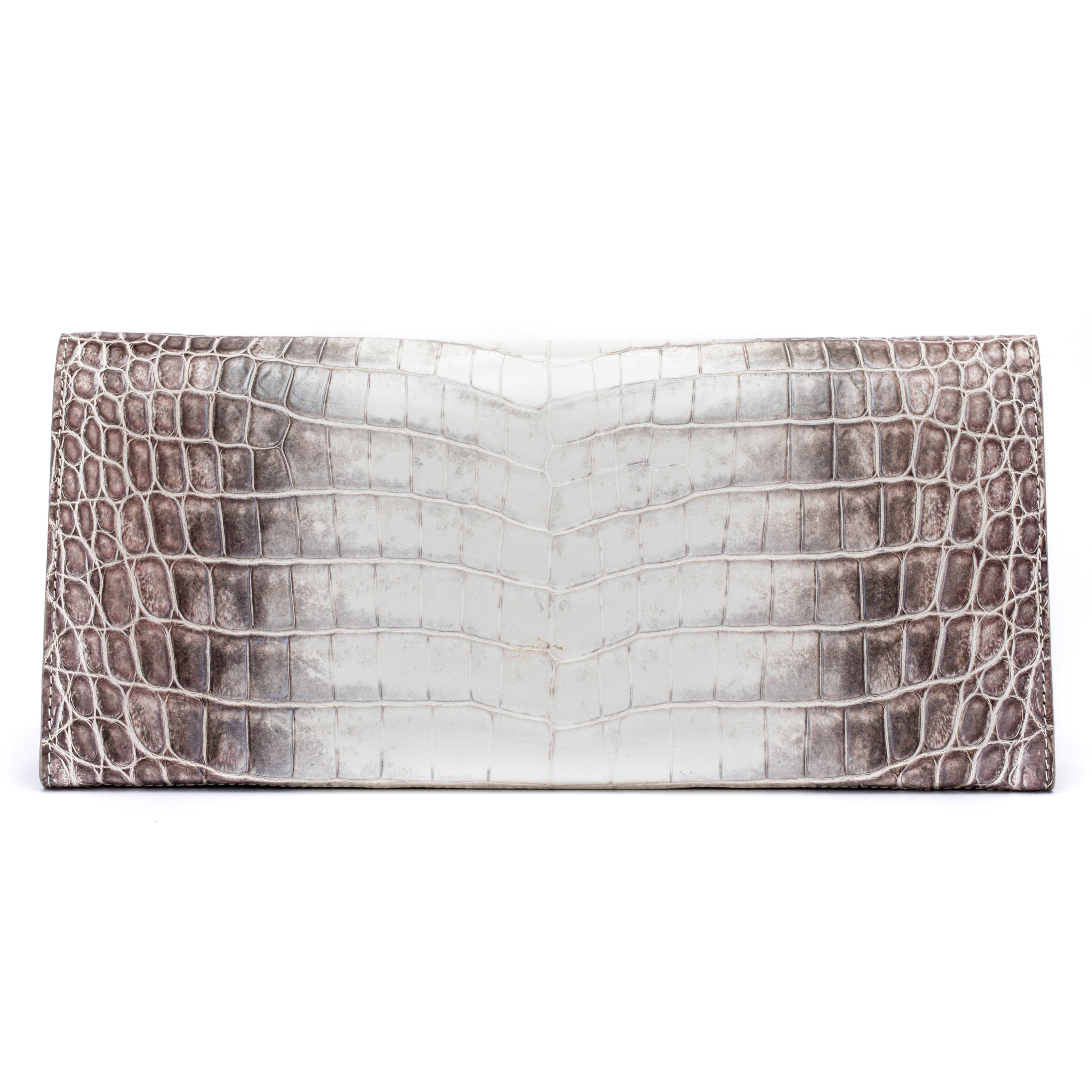 The Rio Clutch in Himalayan Mother of Pearl