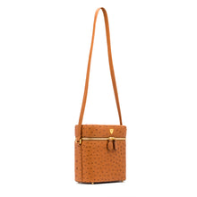 Load image into Gallery viewer, Aspen Tote in Cognac

